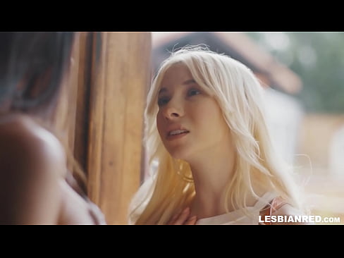 ❤️ Tüdruk tuleb paar kuud hiljem koju ja jõuab sööma oma kasuema tussu Anaal porno at porn et.tukifporno.ru ❌️